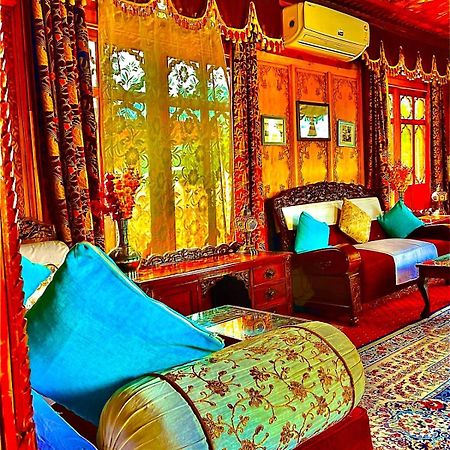 Crown Of India Group Of Houseboats Ξενοδοχείο Σριναγκάρ Εξωτερικό φωτογραφία